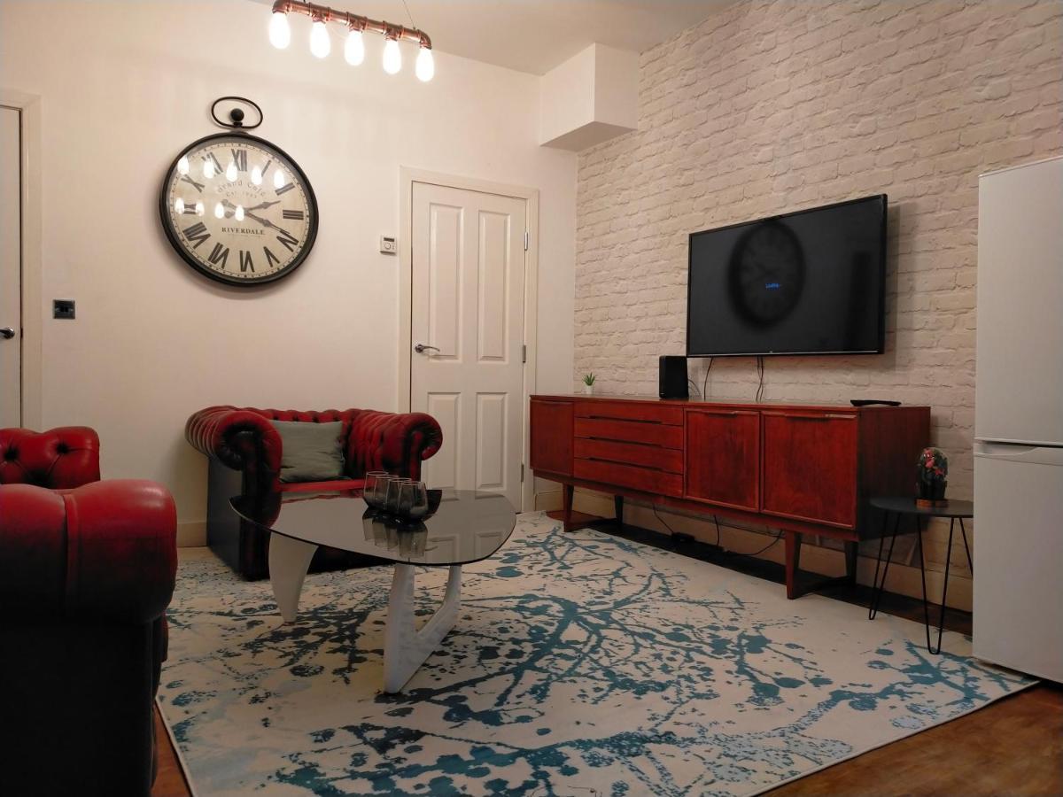 4 Bed Entire House - Heart Of The City - Near Sufc Sheffield Exterior photo