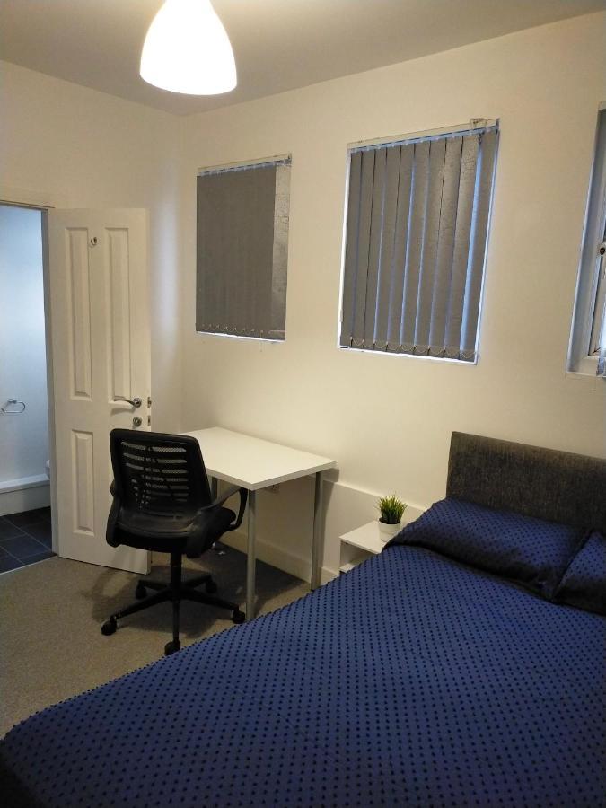 4 Bed Entire House - Heart Of The City - Near Sufc Sheffield Exterior photo